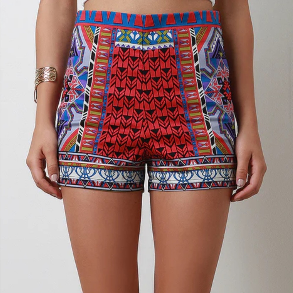 Flying Tomato Printed Women's Shorts SMALL
